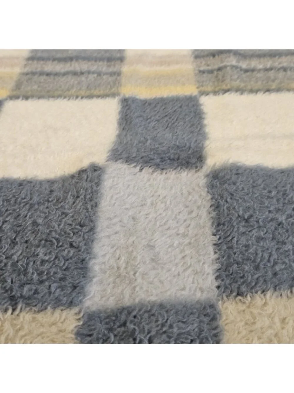 VTG Reversible Blanket Plush Dralon Germany Blue White Checkered Geometric 60x80